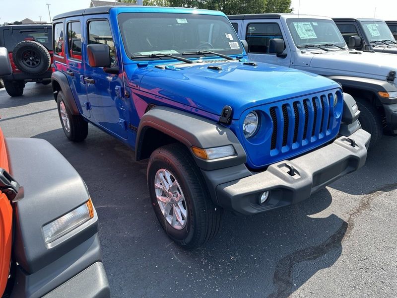 2023 Jeep Wrangler 4-door Sport S 4x4Image 3