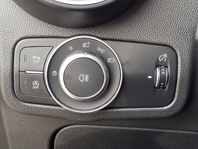 Used 2023 Alfa Romeo Stelvio SprintImage 20