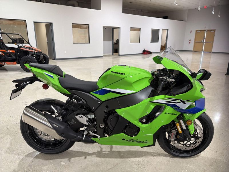 New 2026 Kawasaki NINJA ZX-10R ABS Image 10
