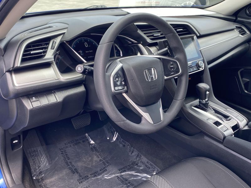 2017 Honda Civic Sedan EXImage 16