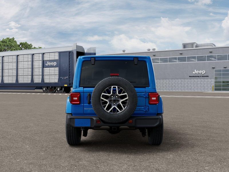 New 2026 Jeep Wrangler 4-door SaharaImage 7