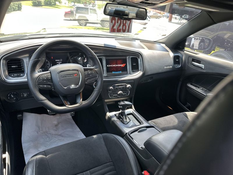 2022 Dodge Charger R/TImage 14