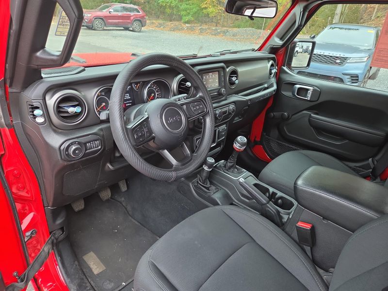 2022 Jeep Wrangler Sport photo 15