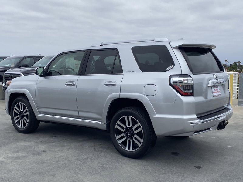 2022 Toyota 4Runner LimitedImage 6