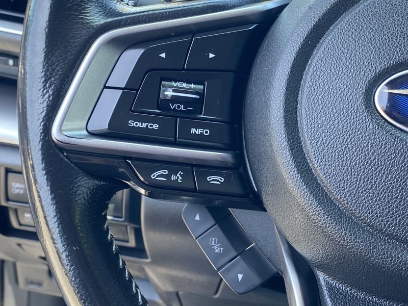 2017 Subaru Impreza LimitedImage 25