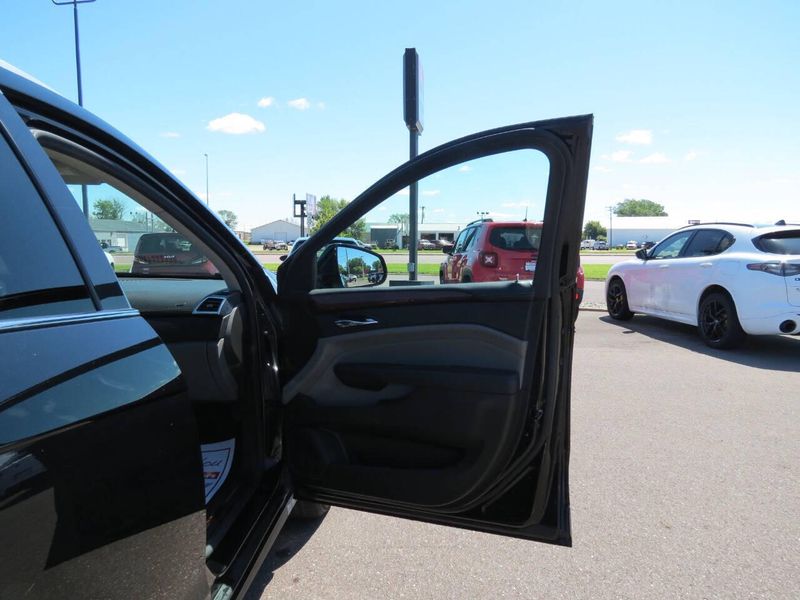 Used 2011 Cadillac SRX Premium Collection AWD 4dr SUVImage 20
