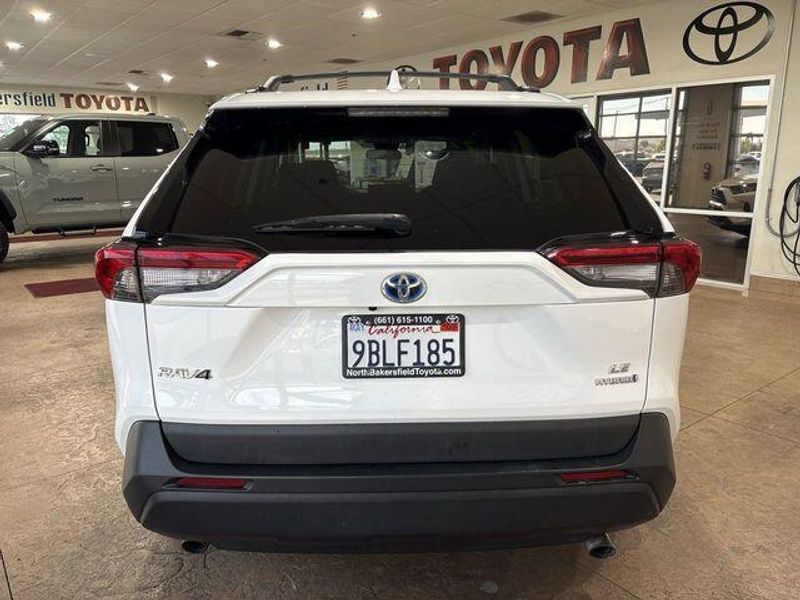 Used 2022 Toyota RAV4 Hybrid LEImage 9