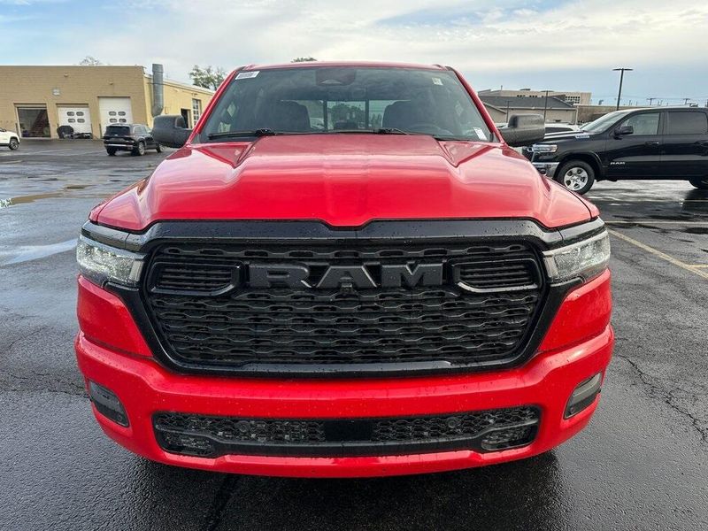 2025 RAM 1500 Tradesman Crew Cab 4x4 5