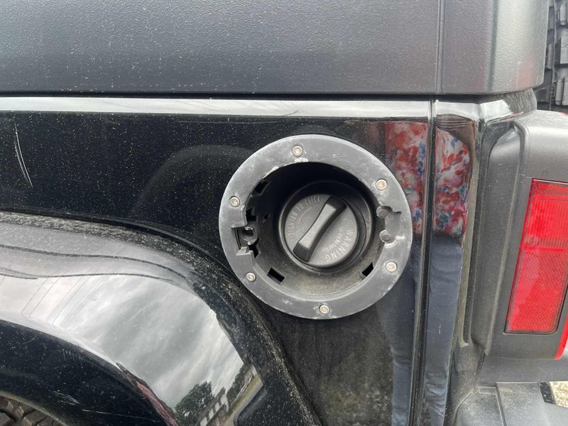 Used 2016 Jeep Wrangler Unlimited Image 14
