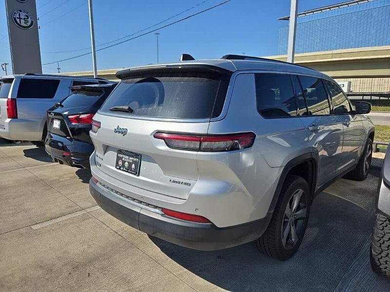 Used 2021 Jeep Grand Cherokee L LimitedImage 3