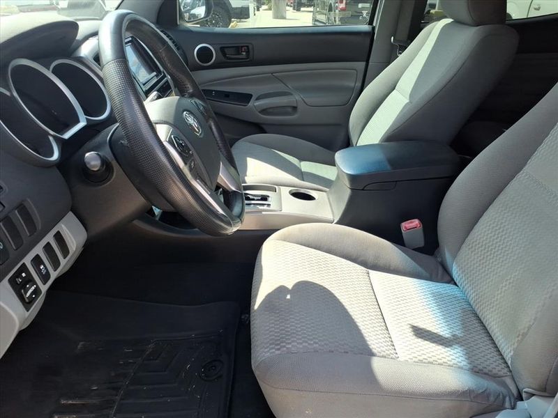 Used 2014 Toyota Tacoma PreRunnerImage 15