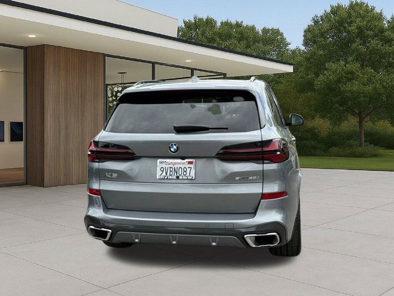 Used 2026 BMW X5 sDrive40iImage 9