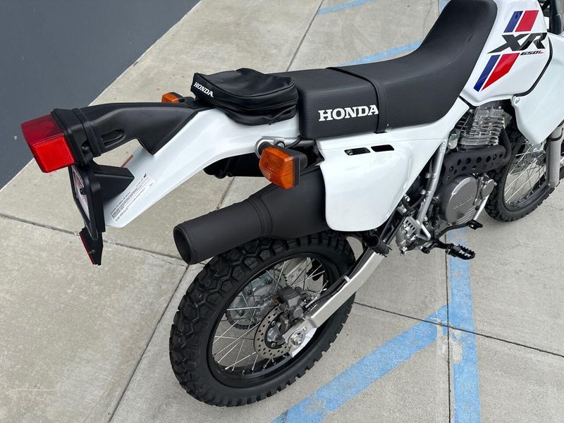 New 2025 Honda XR650L Image 9