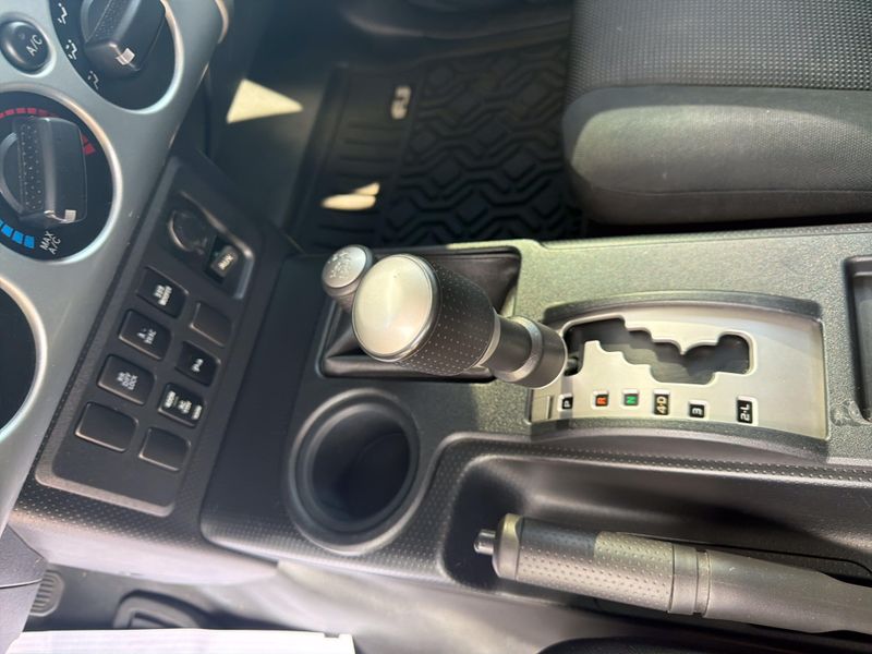 Used 2007 Toyota FJ Cruiser Image 52