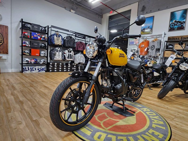 New 2024 Royal Enfield METEOR 350 Image 3