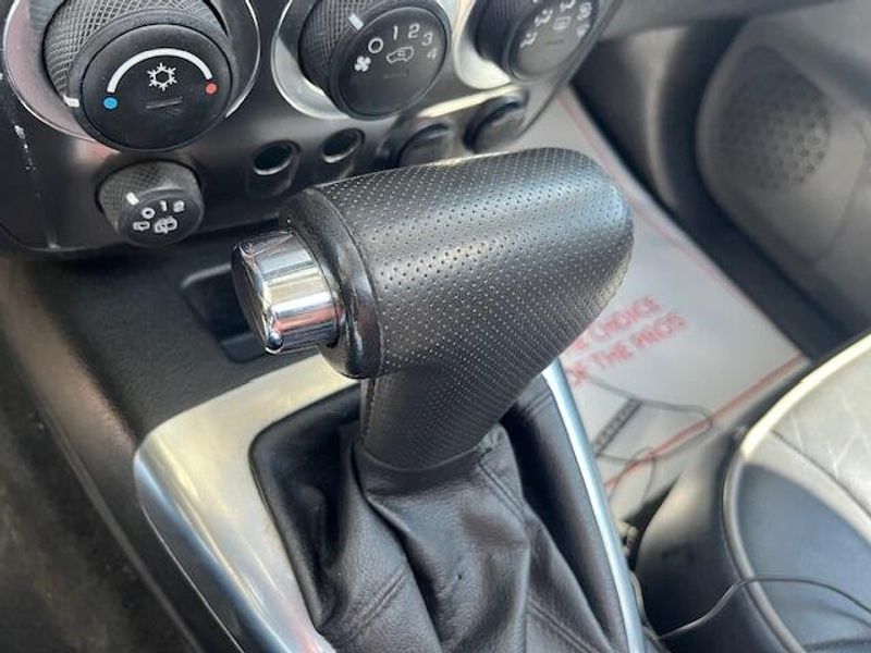 Used 2008 Hummer H3 SUV AlphaImage 6