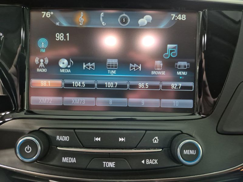 2017 Buick Envision EssenceImage 28