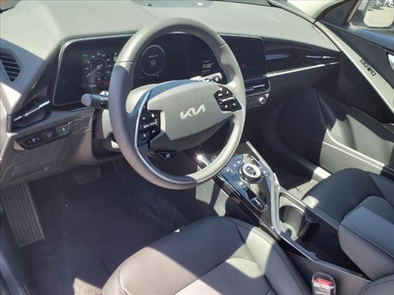 2024 Kia Niro EV WindImage 11