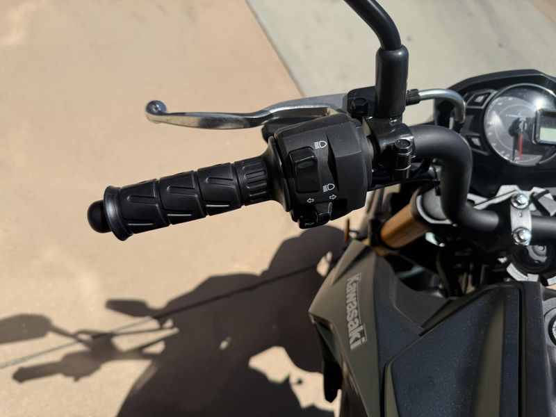 2025 Kawasaki Z125 PRO Image 10