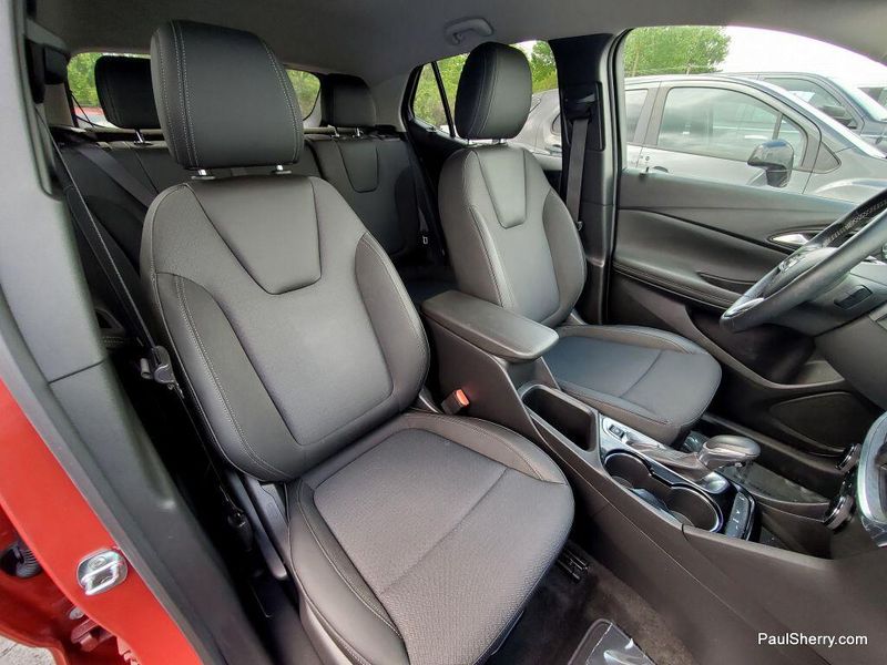 2024 Buick Encore GX Preferred photo 2