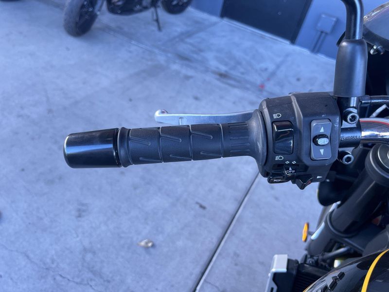 Used 2021 Kawasaki Z900RS ABS Image 21