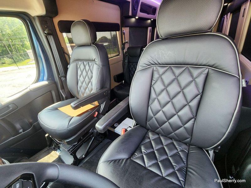 2023 RAM Promaster 2500 Window Van High Roof 159