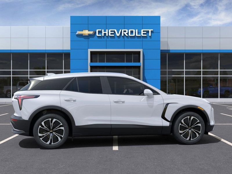 2024 Chevrolet Blazer EV eAWD LTImage 5