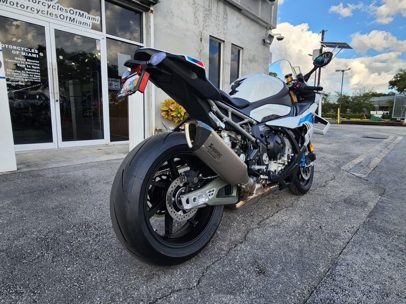 2026 BMW S 1000 RRImage 13