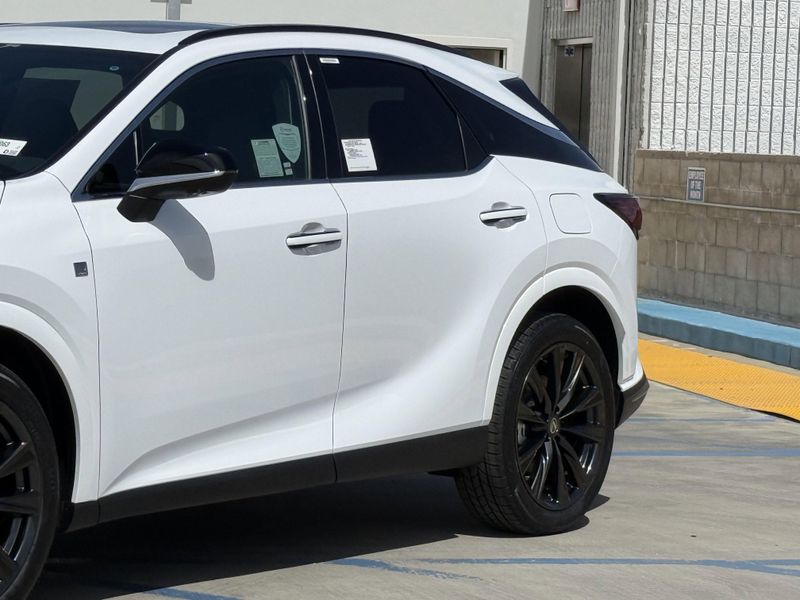 New 2026 Lexus RX 350 F SPORT DesignImage 8