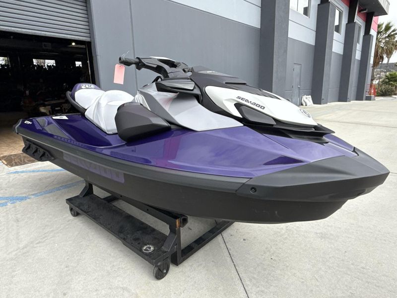 New 2025 Sea-Doo GTI SE 130 (SOUND SYSTEM) Image 10