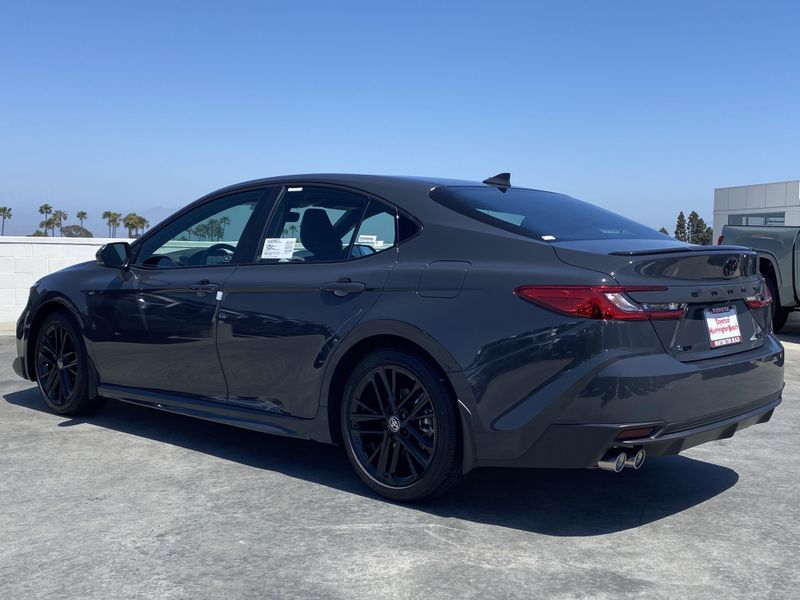 2025 Toyota Camry SEImage 5