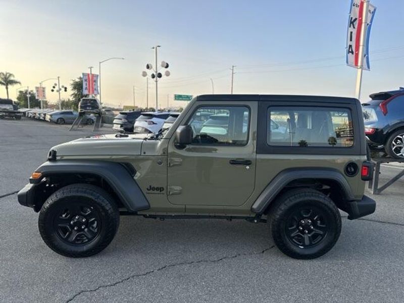 Used 2025 Jeep Wrangler SportImage 2