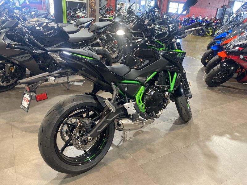 New 2025 Kawasaki Z650 ABS Image 8