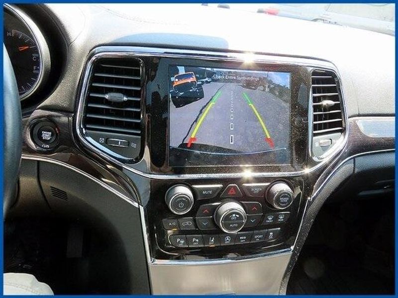 2021 Jeep Grand Cherokee OverlandImage 18