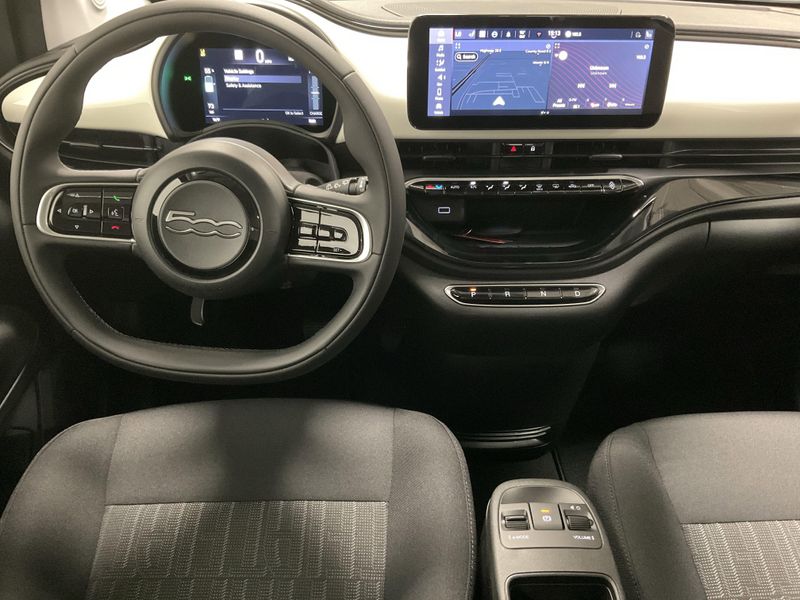New 2026 Fiat 500e PopImage 11