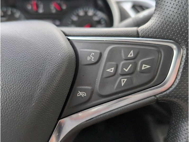 Used 2024 Chevrolet Malibu LTImage 23