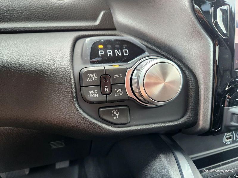 New 2025 RAM 1500 Laramie Crew Cab 4x4 5