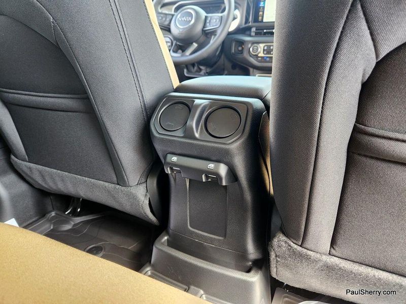 2025 Jeep Wrangler 4-door Willys 