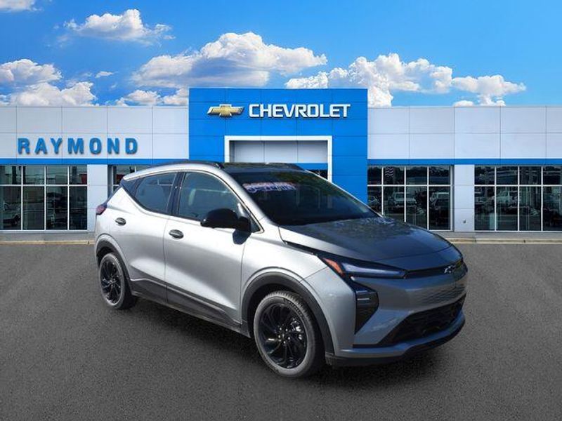 New 2027 Chevrolet Bolt EV RSImage 1