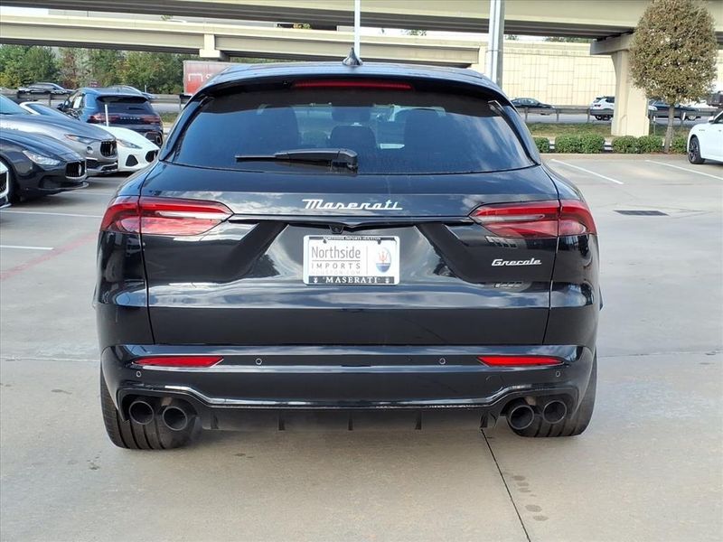New 2025 Maserati Grecale ModenaImage 7