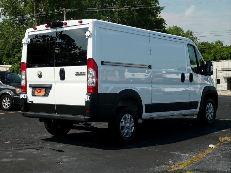 2024 RAM ProMaster 1500 SLTImage 10