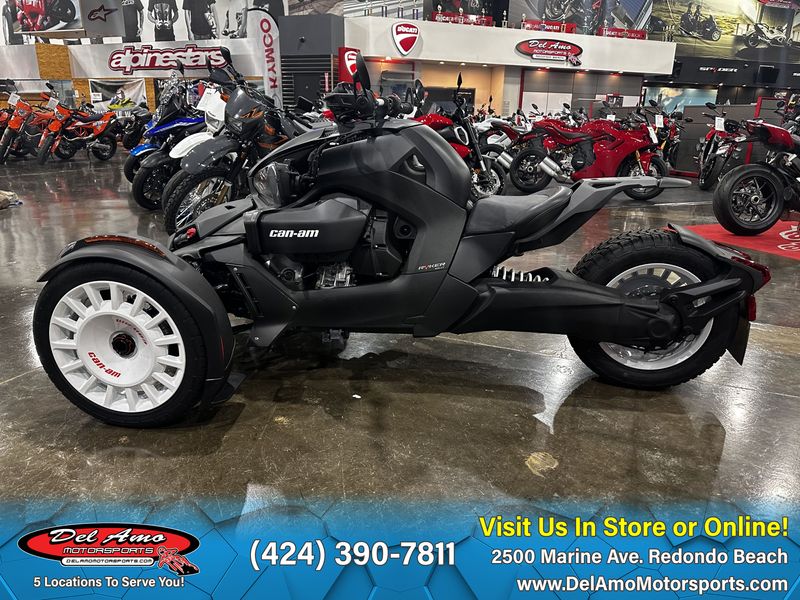 2023 Can-Am F3PC  in a CLASSIC, EPIC OR EXCLUSIVE PANEL COLOR OPTIONS exterior color. Del Amo Motorsports of Redondo Beach (424) 304-1660 delamomotorsports.com 