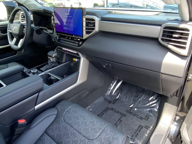 2024 Toyota Tundra LimitedImage 11