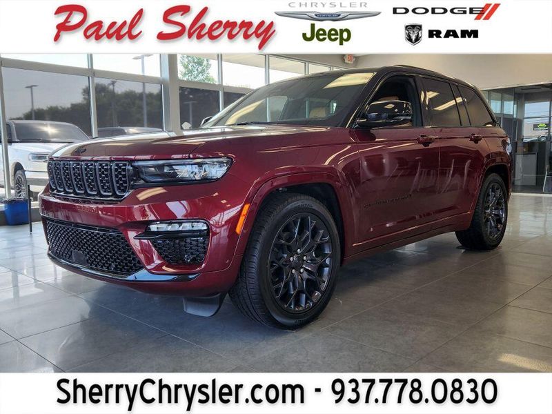 New 2025 Jeep Grand Cherokee Summit Reserve 4x4Image 1