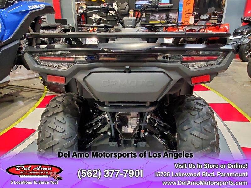 2024 CFMOTO CF400AU-6S  in a JET BLACK exterior color. Del Amo Motorsports of Los Angeles (562) 262-9181 delamomotorsports.com 