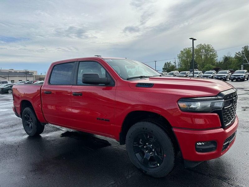 2025 RAM 1500 Tradesman Crew Cab 4x4 5