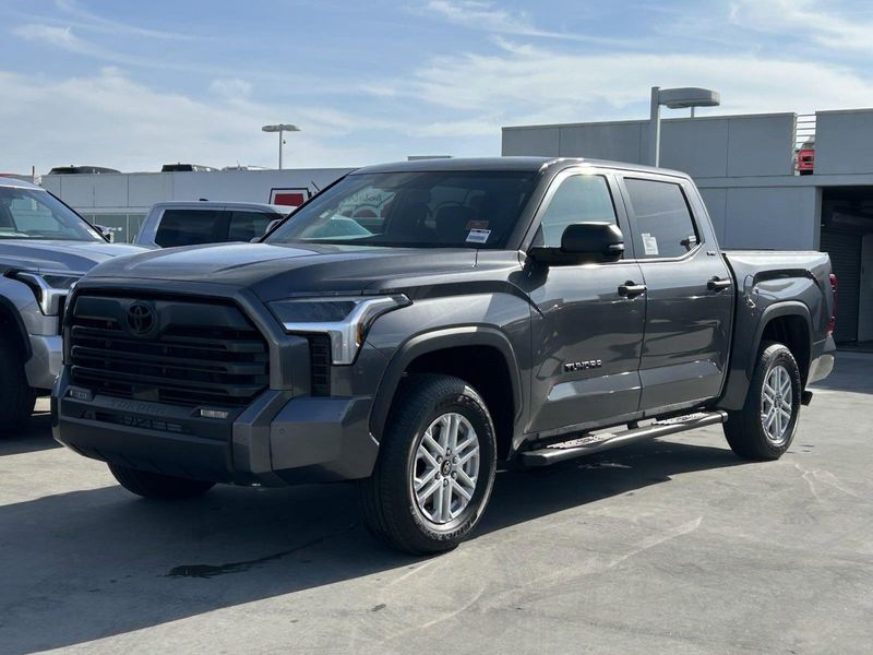 2025 Toyota Tundra SR5Image 6