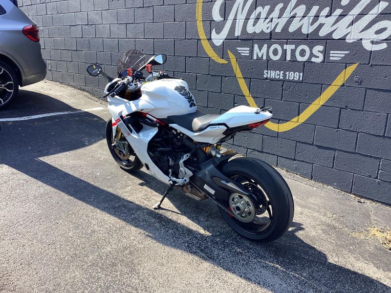 2024 Ducati SuperSport 950 S 