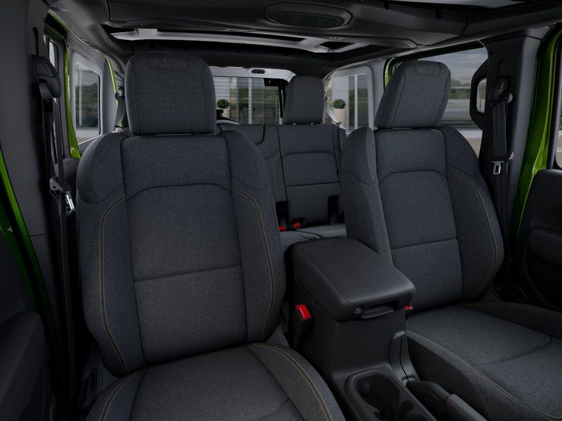 New 2025 Jeep Wrangler 4-door Sport SImage 35