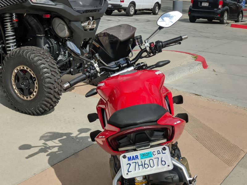 Used 2021 Ducati STREETFIGHTER V4 Image 25